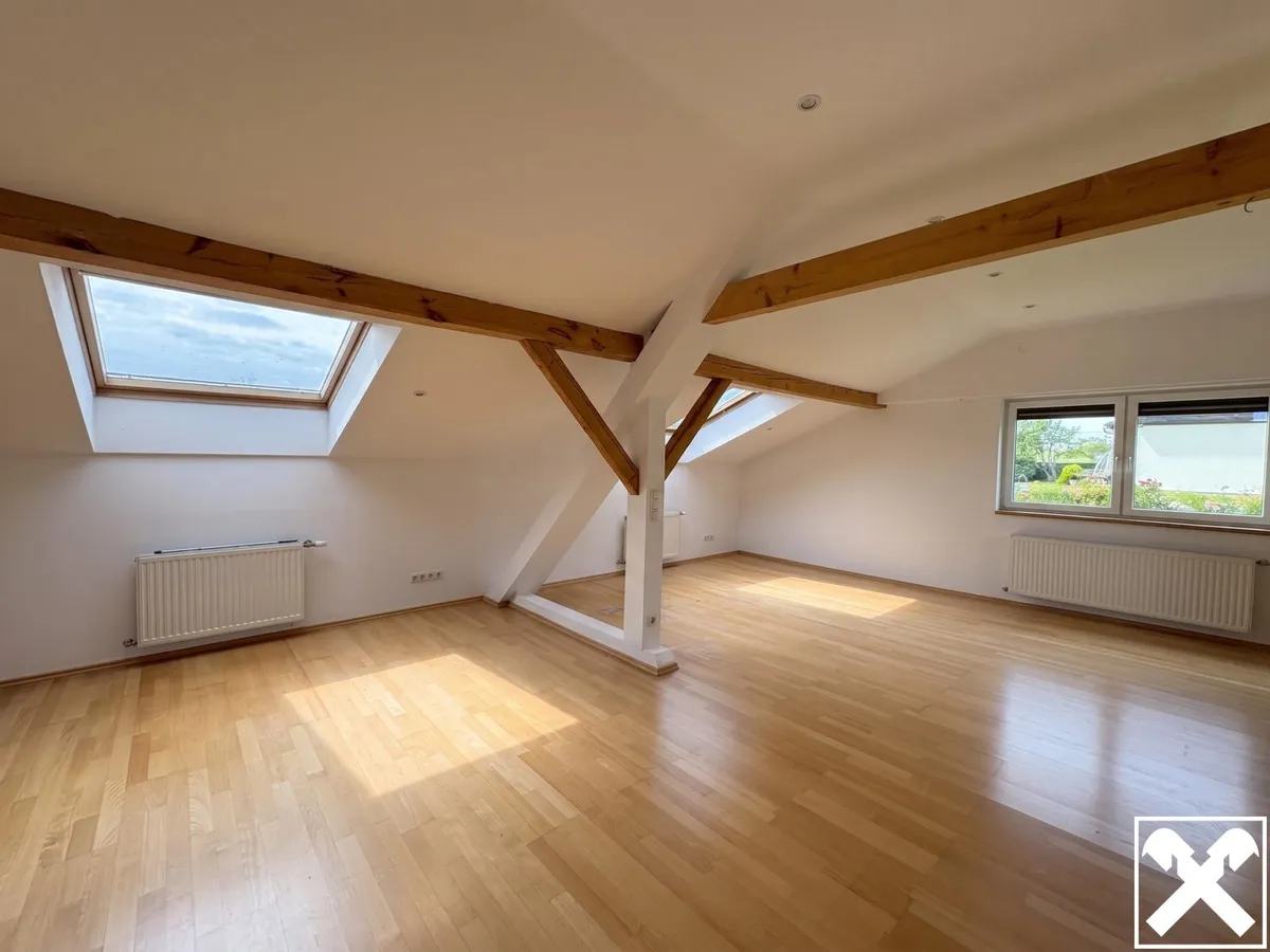 Zweifamilienhaus mit Potenzial in attraktiver Lage nahe Ried im Innkreis - Ansicht 2