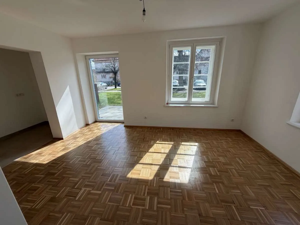 Kalsdorf: topsanierte 2-Zimmerwohnung mit Terrasse, Garten und Parkplatz - Ansicht 2