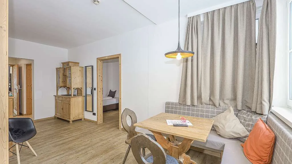Garten-Apartment mit touristischer Nutzung - Widok 3