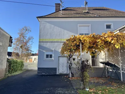 6-Zimmer-Haus kaufen in Güssing – 338 m², € 198.000 – Bild 2 von 75
