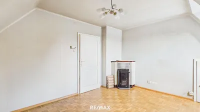 2-Zimmer-Wohnung kaufen in Linz – 41,85 m², € 119.500 – Bild 2 von 12