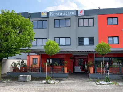 1-Zimmer-Gewerbeimmobilie mieten in Wels-Land – 10 m², € 85