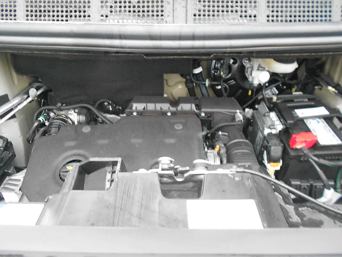 Peugeot Expert Kasten L2 BlueHDi 120 S&S M Transporter / Kastenwagen – Bild 13
