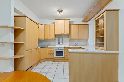 5-Zimmer-Wohnung kaufen in Linz – 147 m², € 369.000 – Bild 10 von 21