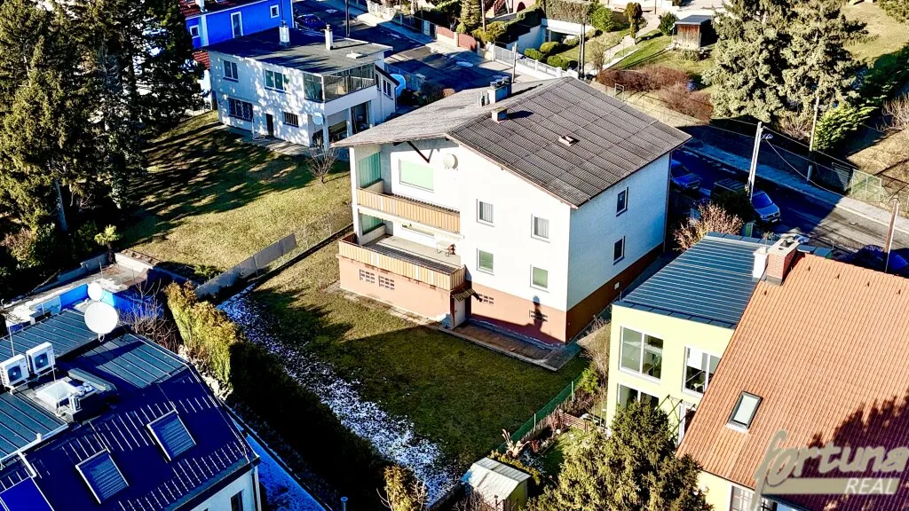 !Viel Platz, viele Möglichkeiten - 248 m² Zweifamilienhaus! – pohled 3