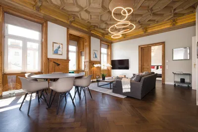 Exklusiver Altbau in Döbling - 4 Zimmer, 3 Bäder, ca. 160 m² – Bild 2