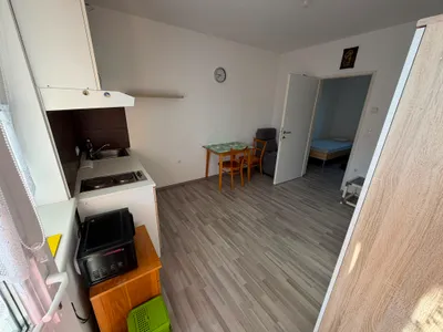 2-Zimmer-Wohnung mieten in Neusiedl am See – 25 m², € 490 – Bild 7 von 9