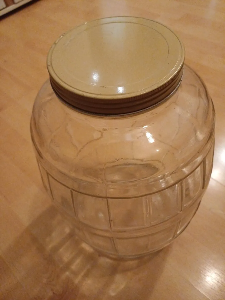 Glasfass Riesen Gurken Einlege Glas Behälter, € 17,- (2542 Kottingbrunn)