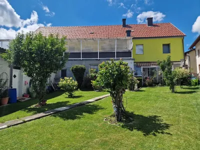 8-Zimmer-Haus kaufen in Zwettl – 320 m², € 270.000 – Bild 2 von 14