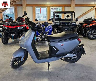 Niu MQiGT EVO SR 100km/H ** 1 Jahr Werksgarantie !!...