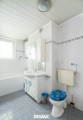 4-Zimmer-Wohnung mieten in Baden – 114 m², € 1.111 – Bild 8 von 33