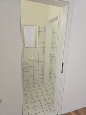 Gewerbeimmobilie mieten in Wels – 60 m², € 1.450 – Bild 8 von 11