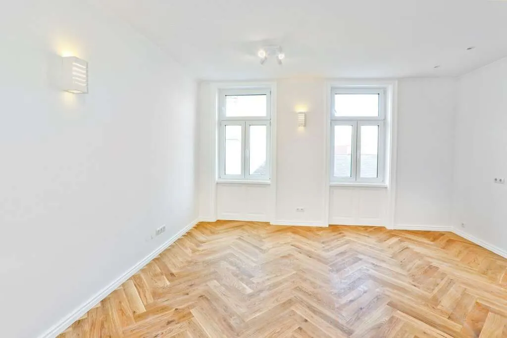 2-Zimmer-Altbaujuwel - Wohnen mit Flair und Charakter - VIEVIENNE - in U-Bahn Nähe - Widok 2