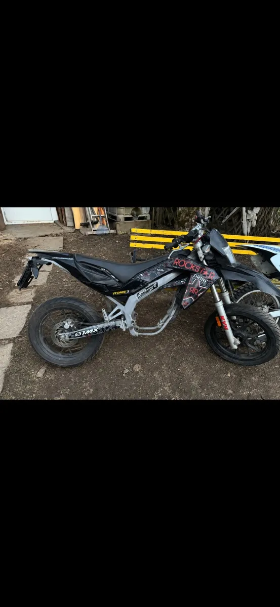 Aprilia SX