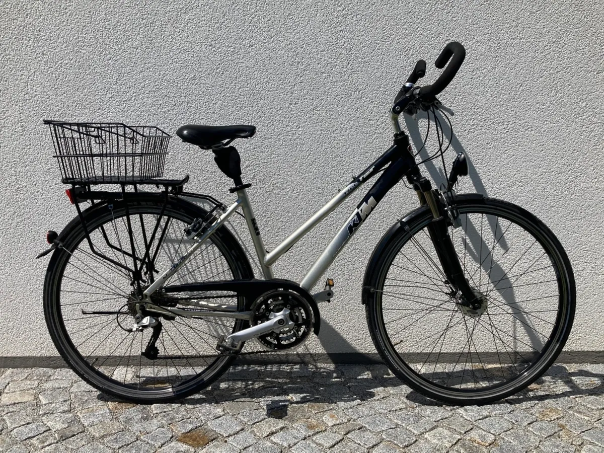 abus fahrradhelm batterie wechseln Helm HYP-E ACE Farbe:MAHAGONIBRAUN Gerätehalter Set 12 tlg. color-metal-grey