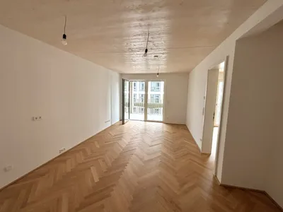 4046