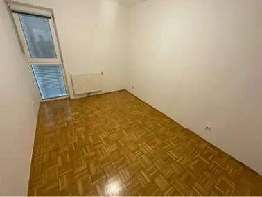 1-Zimmer-Wohnung mieten in Bruck-Mürzzuschlag – 51 m², € 401 – Bild 6 von 6