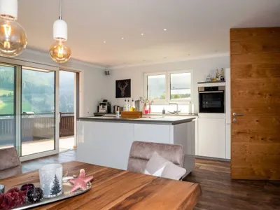 7-Zimmer-Immobilie kaufen in Zell am See – 383 m², € 2.680.000 – Bild 6 von 15