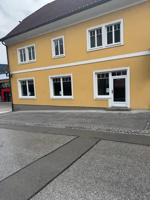 3-Zimmer-Gewerbeimmobilie mieten in Sankt Veit an der Glan – 76 m², € 857 – Bild 2 von 9