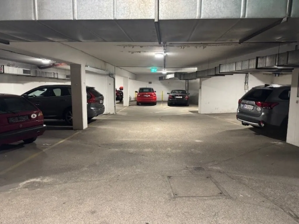 Tiefgaragenplatz in der Magdalenenstraße zu vermieten - Visning 2