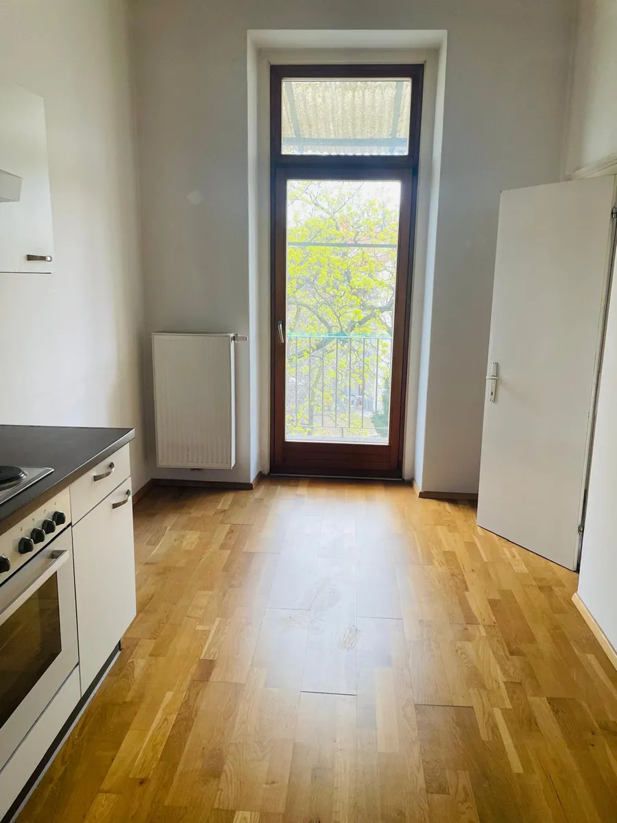Nähe Kunsthaus: großzügige 2-Zimmer-Altbauwohnung mit Balkon - Ansicht 3
