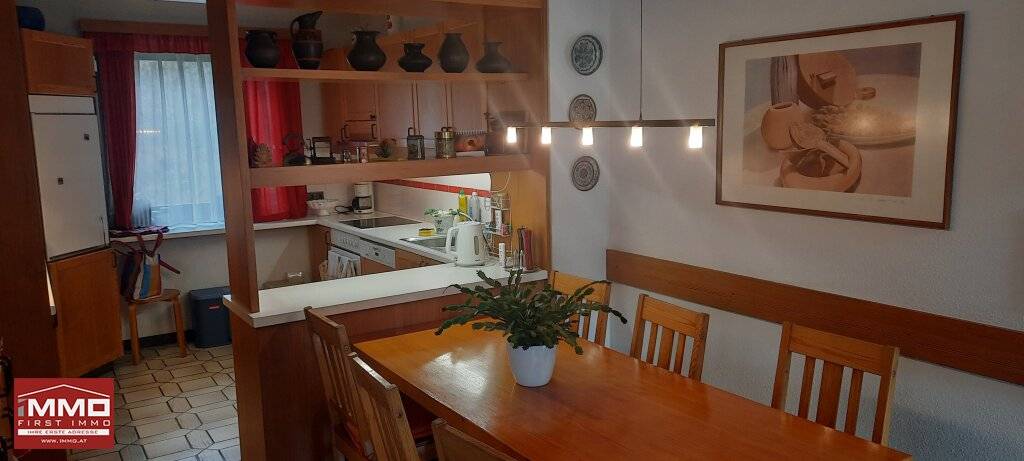 PROVISIONSFREI - GROSSES EF-HAUS MIT POOL UND ZWEI GARAGEN, neuer Preis!!! – pohled 3