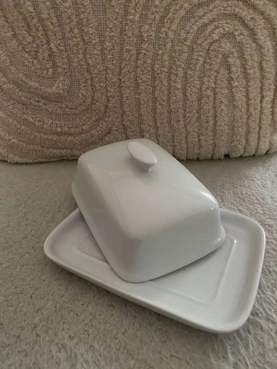 Butterdose von Depot aus Porzellan 