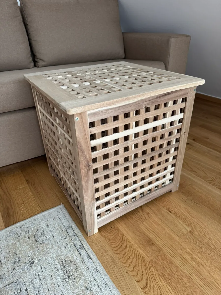Ikea HOL Beistelltisch / Kiste / Wäschekorb, € 40,- (1140 Wien)