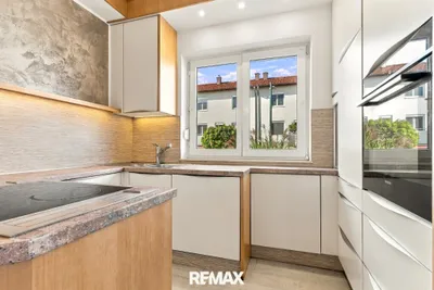 5-Zimmer-Haus kaufen in Linz Land – 154,71 m², € 549.000 – Bild 2 von 11