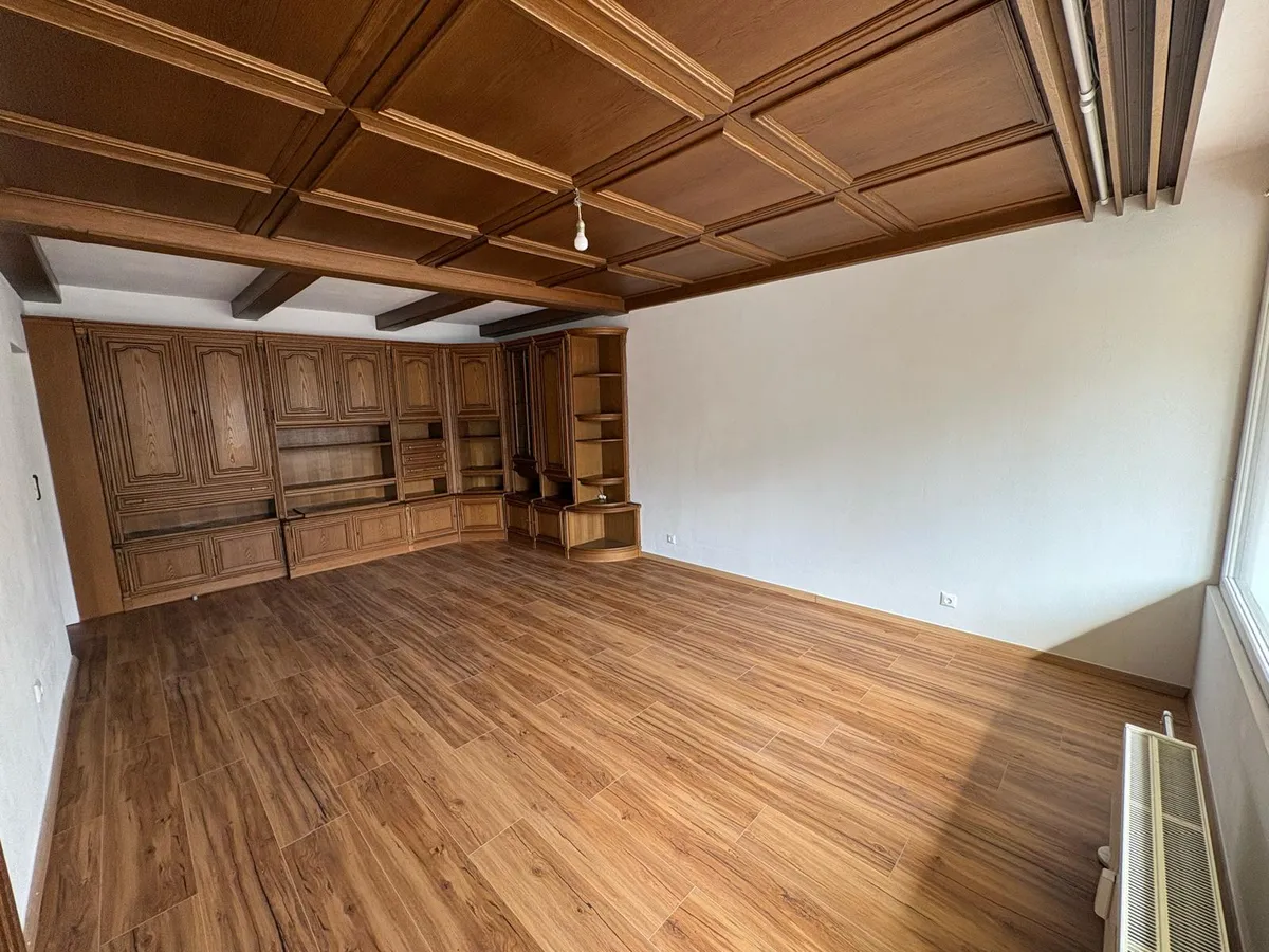 Helle 3-Zimmer-Wohnung mit Wintergarten und Festungsblick – pohled 2