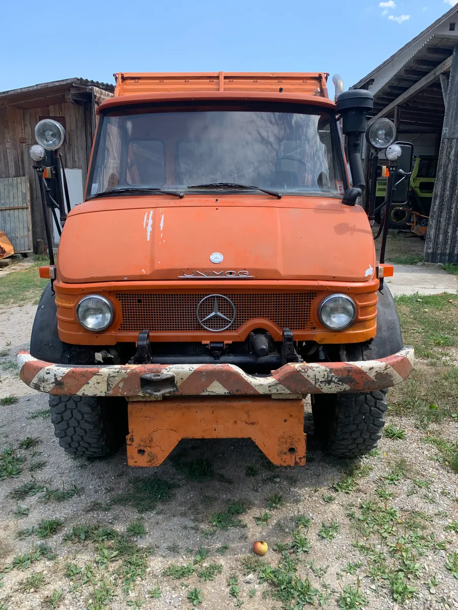 Mercedes-Benz Unimog