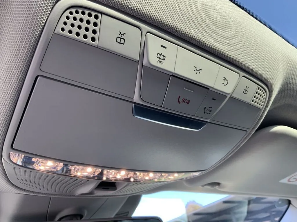 Mercedes-Benz E-Klasse E 400 d 4Matic (213.223) – Bild 19