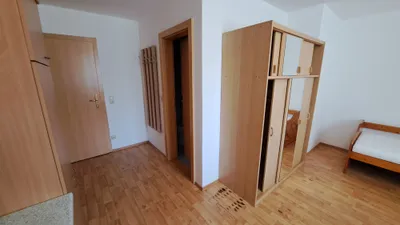1-Zimmer-Wohnung mieten in Steyr – 20 m², € 390 – Bild 4 von 6