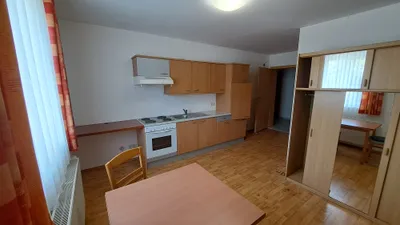 1-Zimmer-Wohnung mieten in Steyr – 20 m², € 390