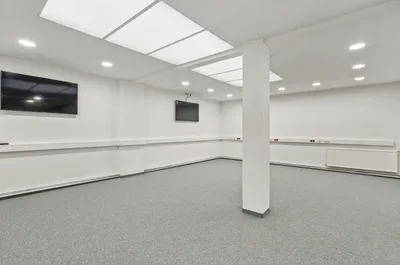 Gewerbeimmobilie mieten in Wien – 980 m², € 12 – Bild 3 von 12