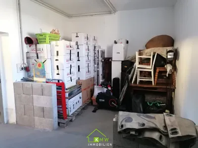 1-Zimmer-Gewerbeimmobilie mieten in Krems Land – 5 m², € 35 – Bild 2 von 2