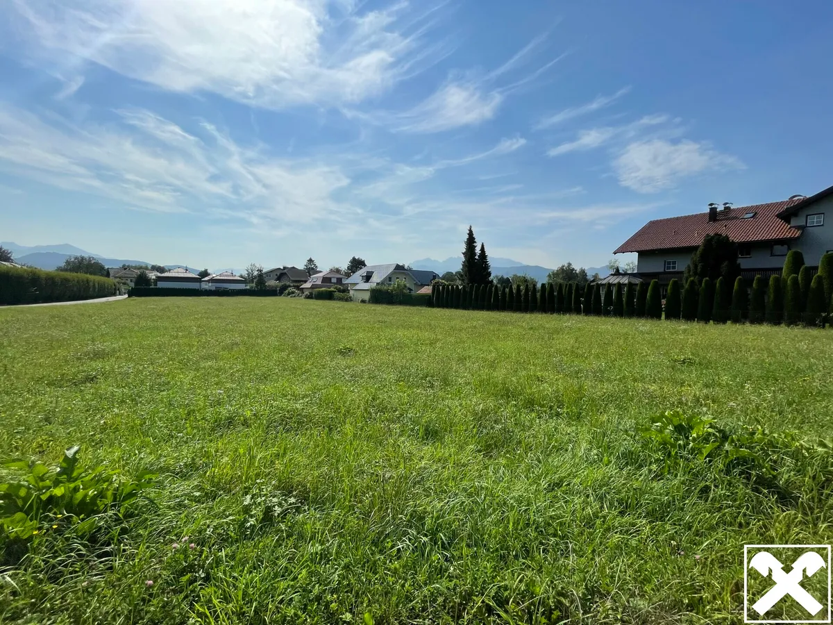 Traumhaftes Grundstück in Anif - Ansicht 2