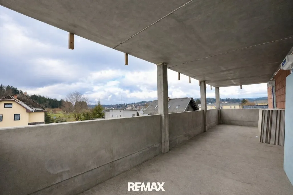 Moderne Penthouse-Wohnung - Erstbezug - Rosegg bei Velden/Wörthersee - Ansicht 2