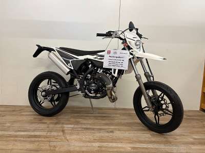 Beta RR Motard 2T 50 Starterpaket Aktion!!!