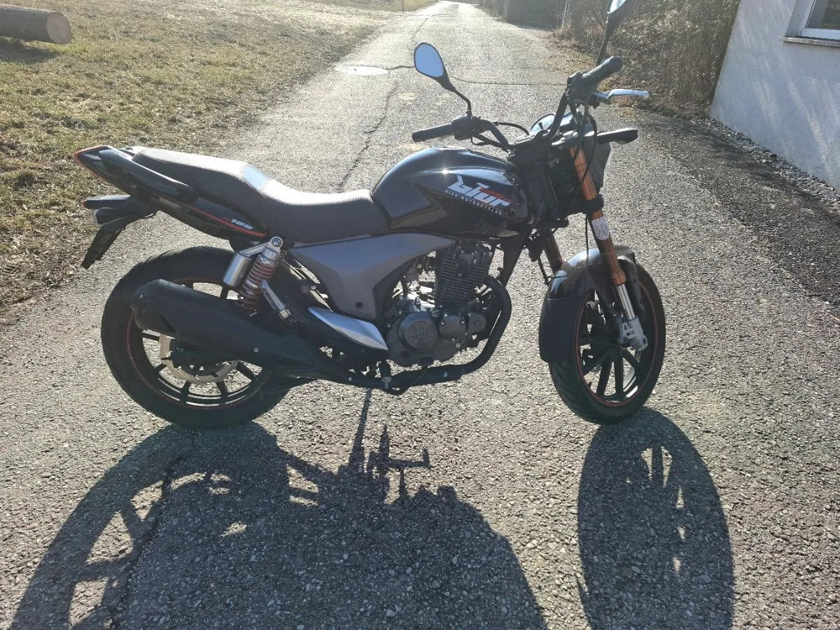 Keeway RKV