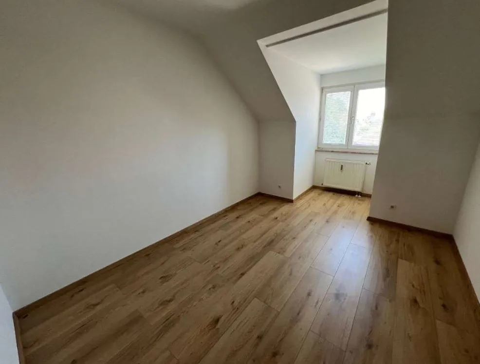 Charmante Dachgeschosswohnung in St. Lorenzen im Mürztal – pohled 3