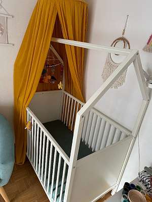 Top Stokke Home Bed Kinderbett on sale Hausbett inkl. neuer Matratze