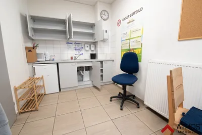 Gewerbeimmobilie mieten in Wels – 598 m², € 6.780 – Bild 16 von 20