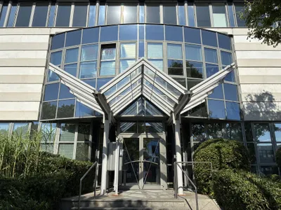 Gewerbeimmobilie mieten in Bruck an der Leitha – 2 991 m², € 9 – Bild 2 von 10