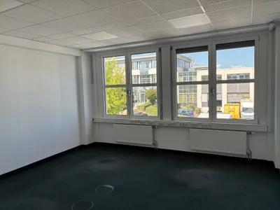 Gewerbeimmobilie mieten in Bruck an der Leitha – 2 991 m², € 9 – Bild 6 von 10