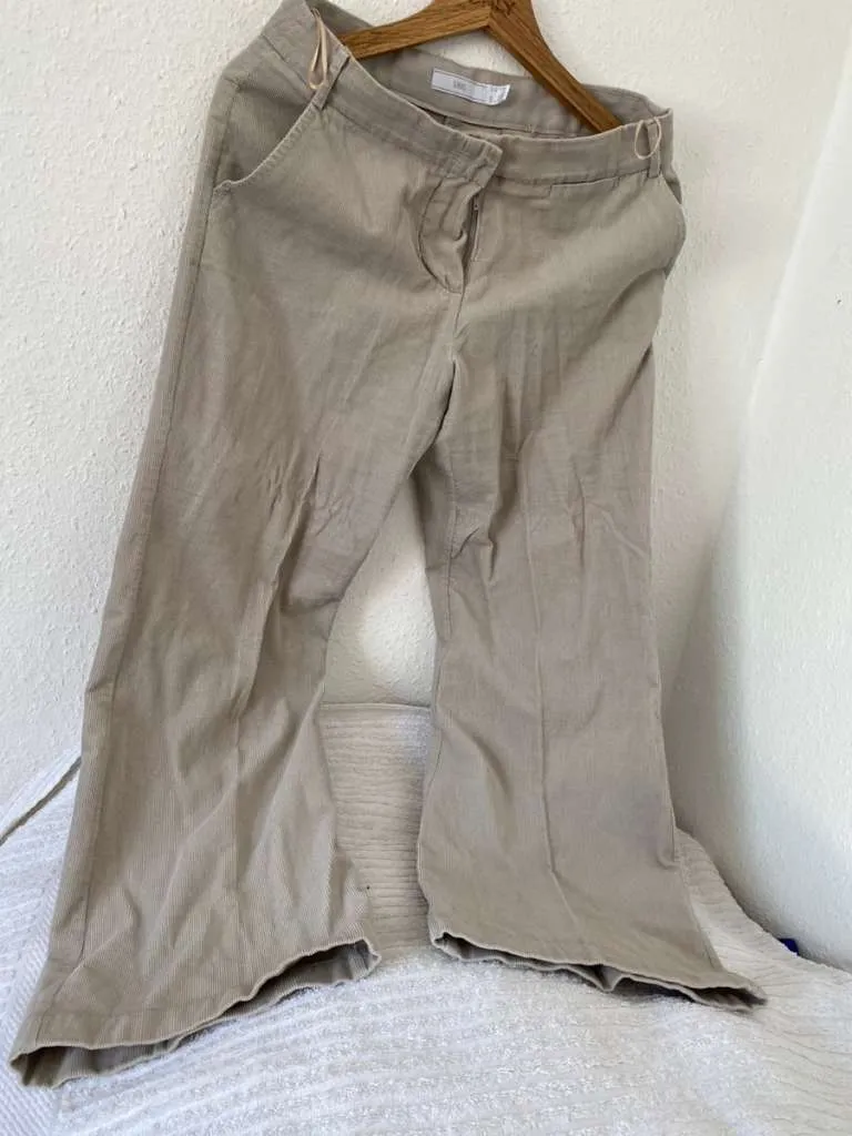 Stilvolle Damenhose mit einer Nuance