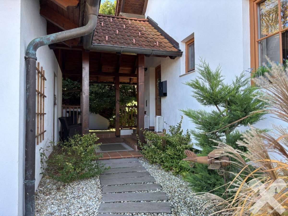 Traumhaftes Einfamilienhaus in der Golf- und Thermenregion – pohled 2