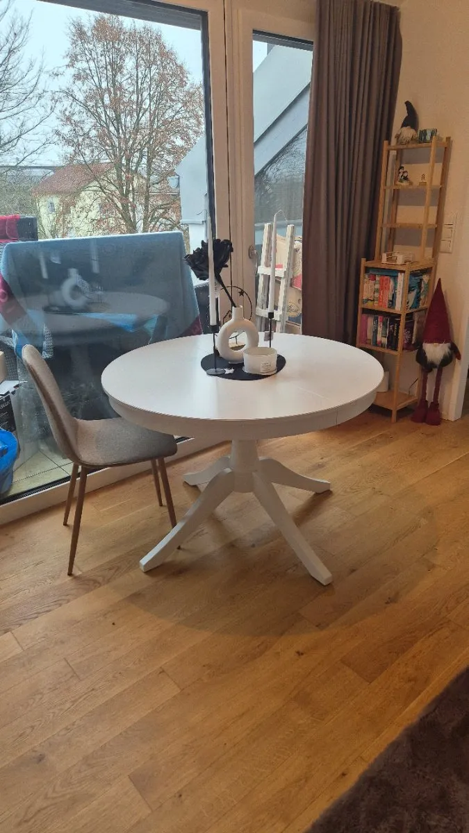 Helle Wohnung zu vermieten, Alkoven
