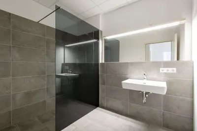 Gewerbeimmobilie mieten in Hallein – 751 m², € 5.510 – Bild 5 von 7