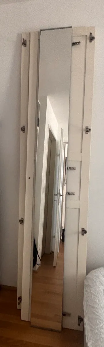 IKEA PAX Spiegeltür 25 x 229 cm - für hohen 236 cm PAX, € 30,- (1020 Wien)